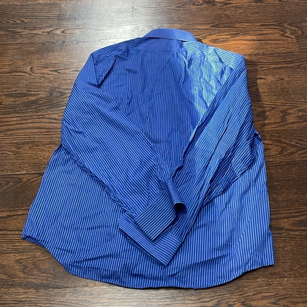 EXPRESS design studio 80s to ply cotton size XL (17-17.5) - Picture 4 of 5